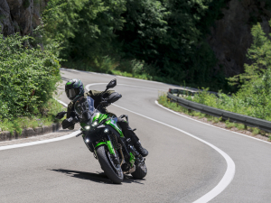 Kawasaki Versys 900